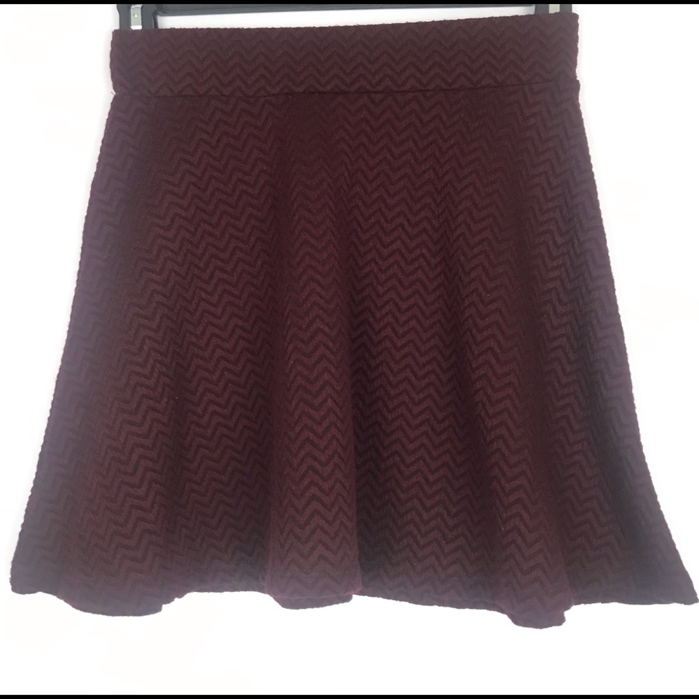 Living doll mini skirt sizeM red zigzag
